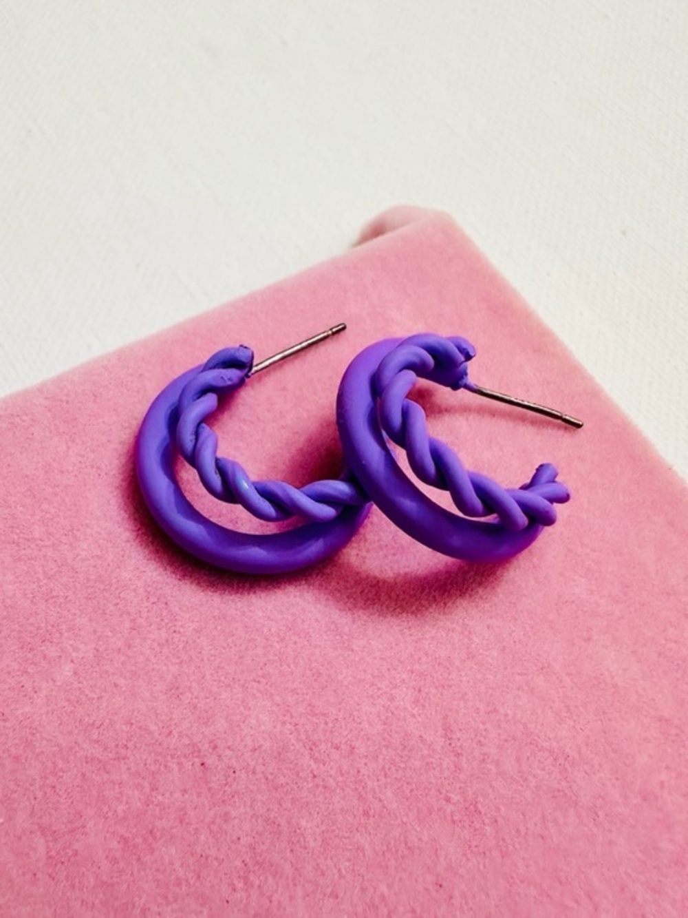 NWT Purple Twisted Hoop Earrings